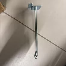 Brukte slatwall pigger 20 cm – dobbel krok til slatwall / butikkinnredning